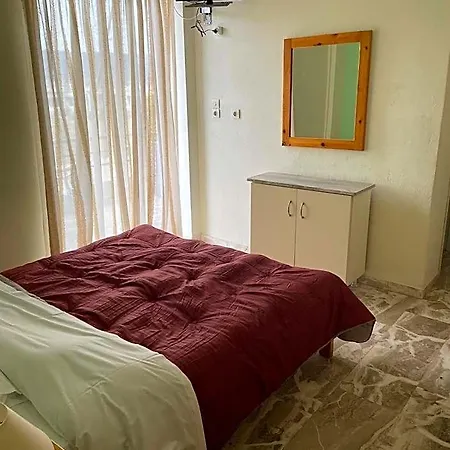 Hotel Finikas 3*